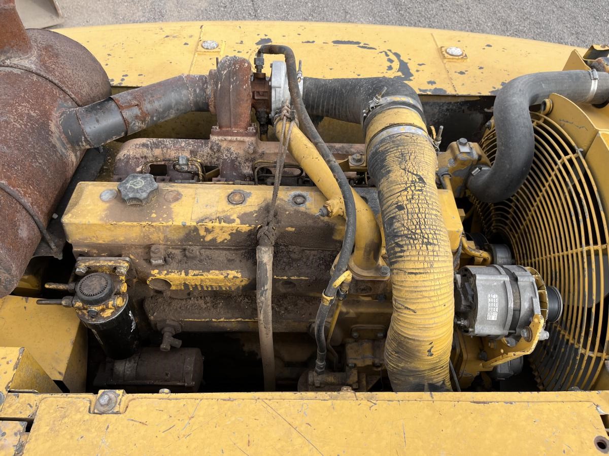 ./imagenes/INVOICE/2019/17921/JOHN DEERE 200LC (2).JPG